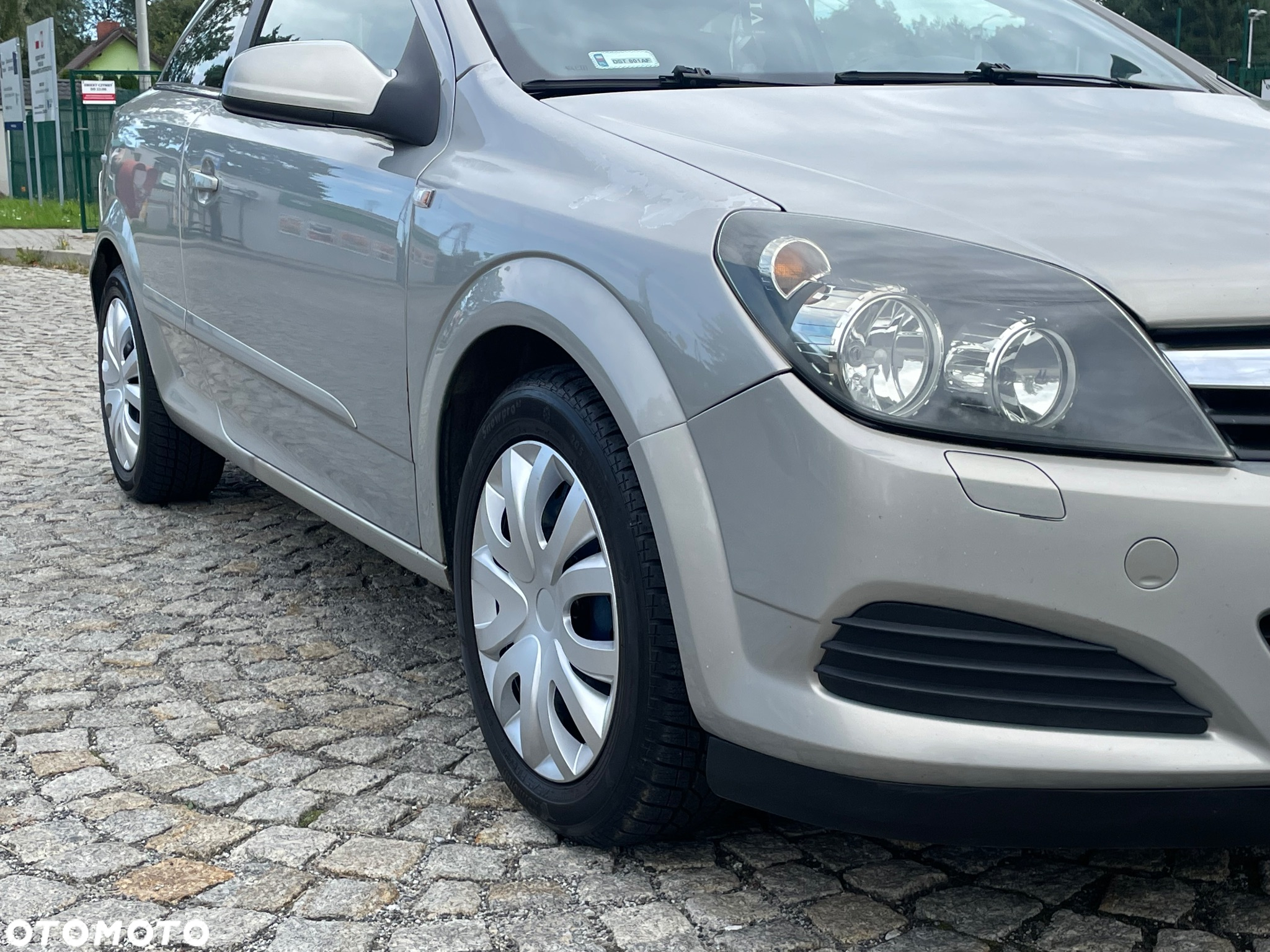 Opel Astra III GTC 1.9 CDTI Enjoy - 9