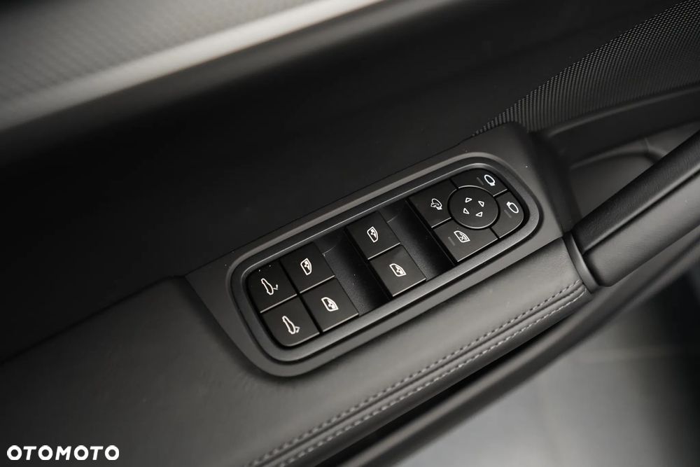 Porsche Cayenne Standard - 15