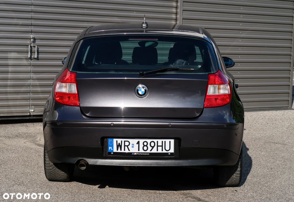 BMW Seria 1 118d - 8