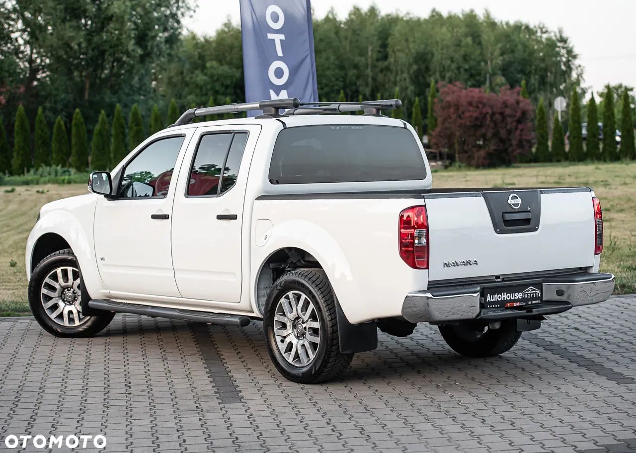 Nissan Navara 3.0 D V6 - 4