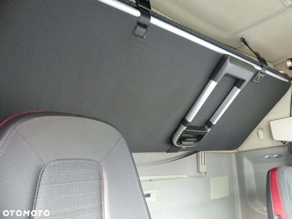 Volvo FH4 460 / EURO 6 / AUTOMAT / I -SHIFT / STANDARD / - 25