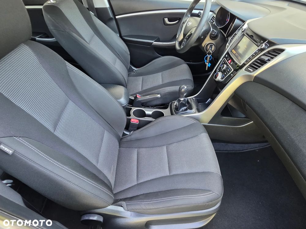 Hyundai i30 1.4 BlueDrive Run - 29