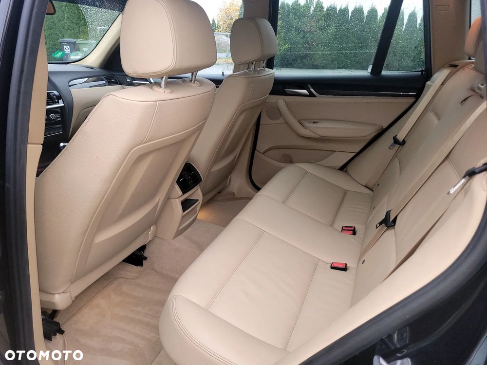 BMW X3 xDrive20d xLine - 15
