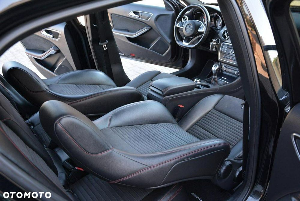 Mercedes-Benz GLA 200 AMG Line - 20