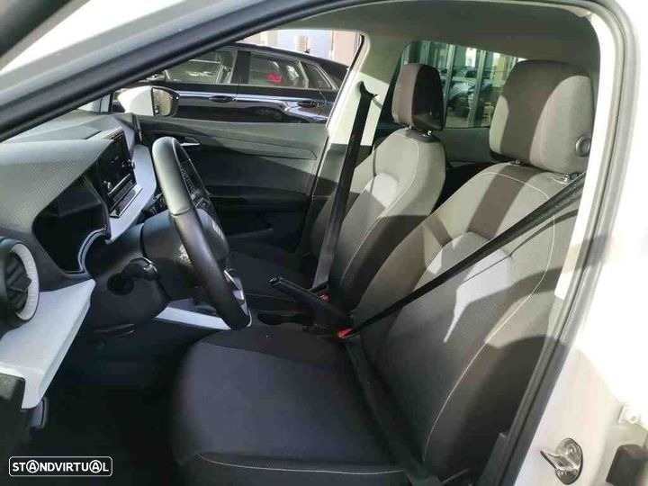 SEAT Arona - 4