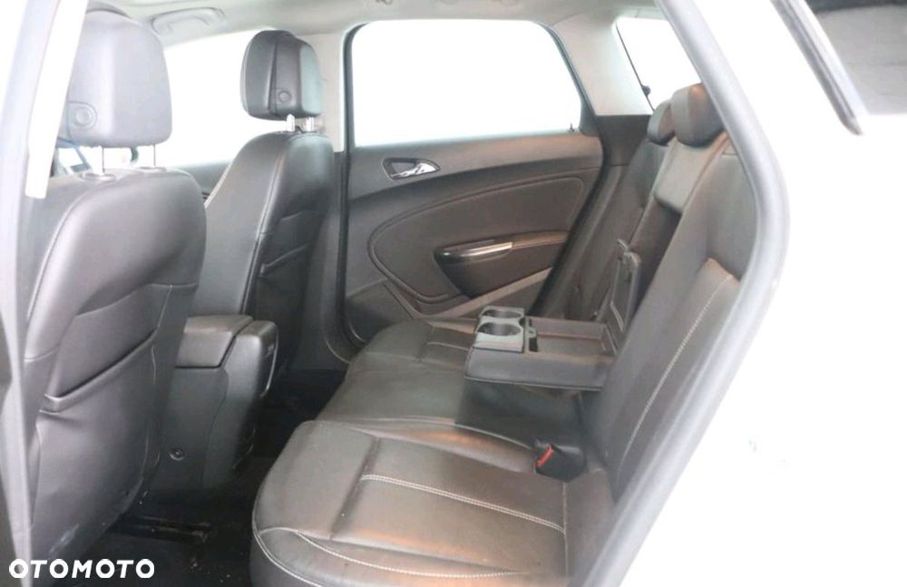 Opel Astra - 14