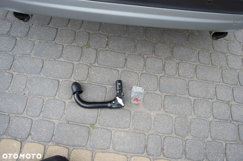 Ford Kuga 2.0 TDCi 2x4 Titanium - 39