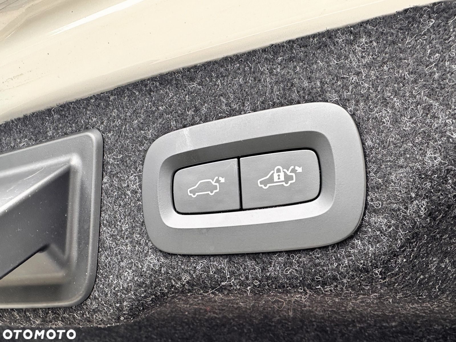 Volvo S90 - 13