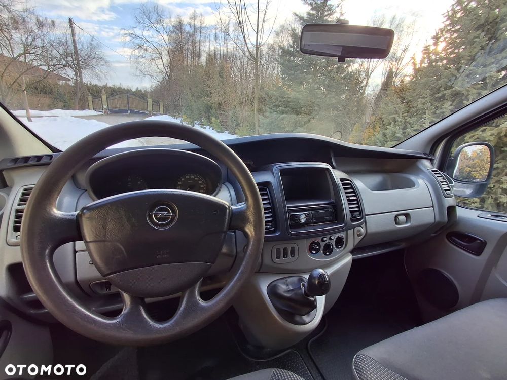 Opel Vivaro - 15