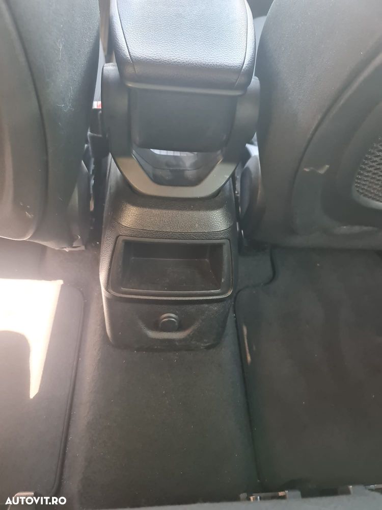 BMW Seria 2 216d Advantage - 11