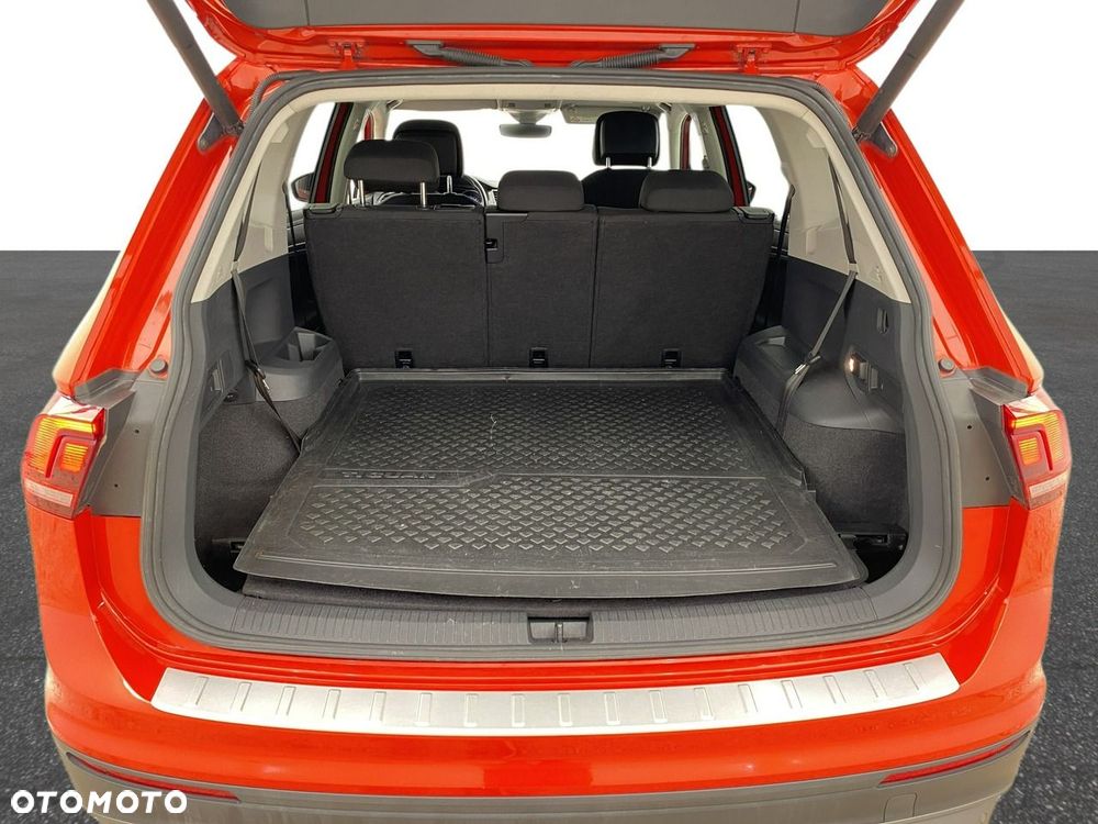 Volkswagen Tiguan Allspace - 12