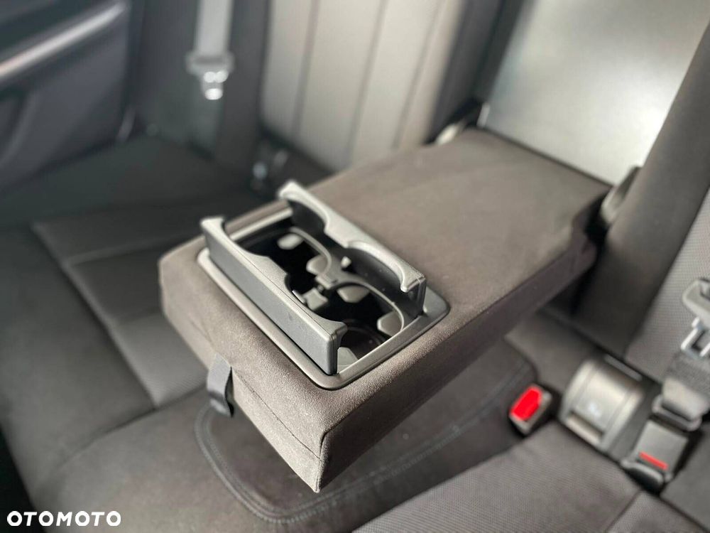 BMW Seria 3 - 32
