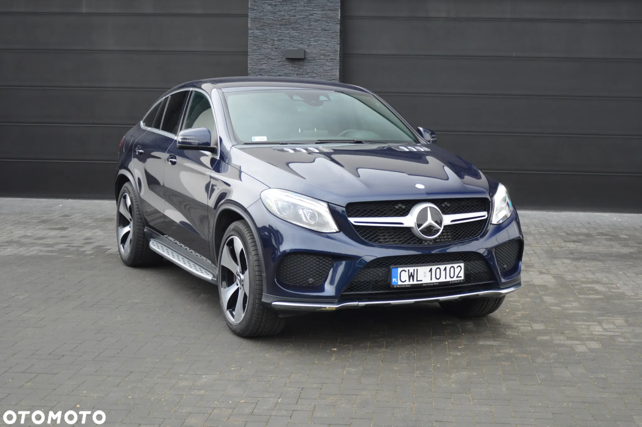 Mercedes-Benz GLE 350 d Coupe 4Matic 9G-TRONIC AMG Line - 10