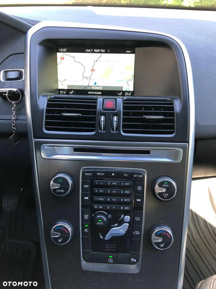 Volvo XC 60 D4 Drive-E Momentum - 12