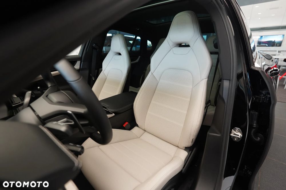 Porsche Panamera - 10