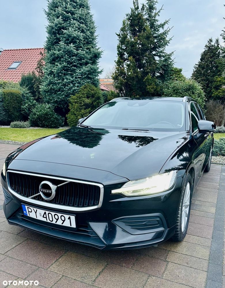 Volvo V60 D4 Momentum Pro - 1