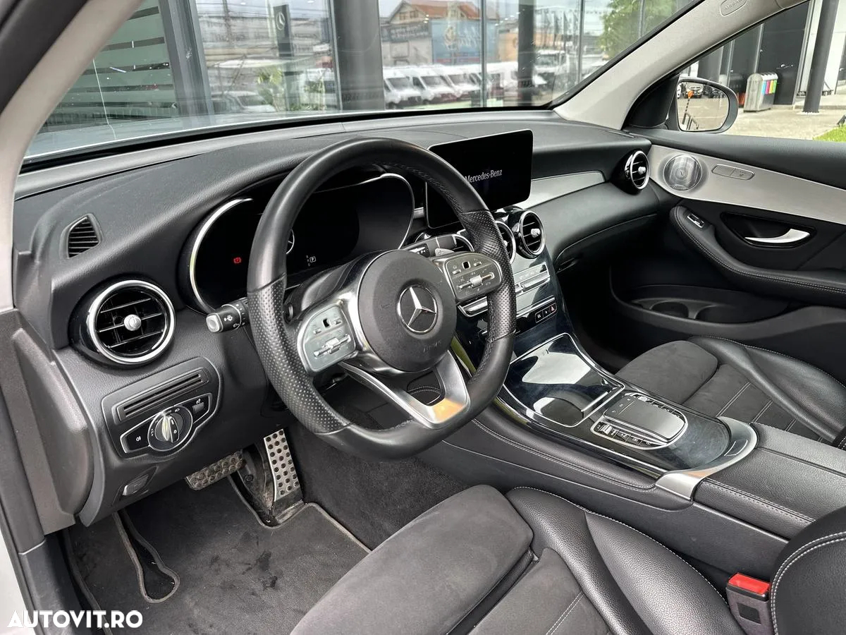 Mercedes-Benz GLC 200 4Matic 9G-TRONIC AMG Line - 10