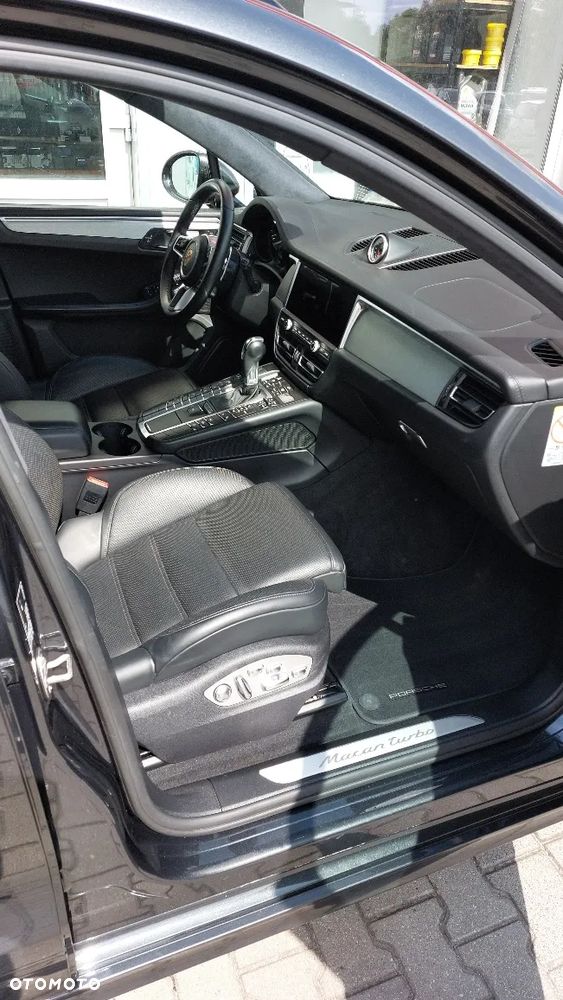 Porsche Macan - 20