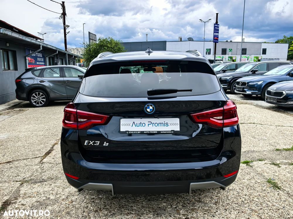 BMW iX3 Standard - 10