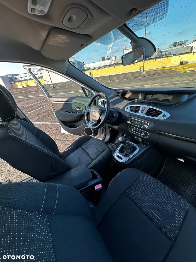 Renault Scenic 1.4 16V TCE Expression - 10