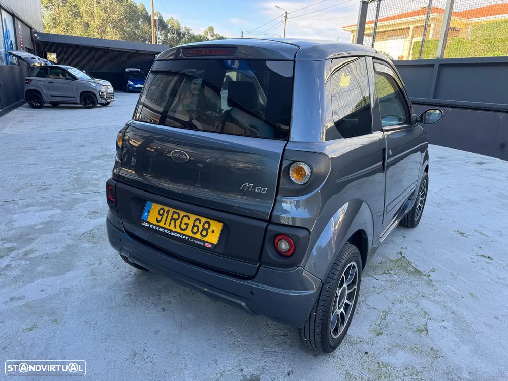 Microcar M.GO - 8