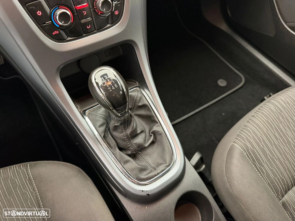 Opel Astra Sports Tourer - 9