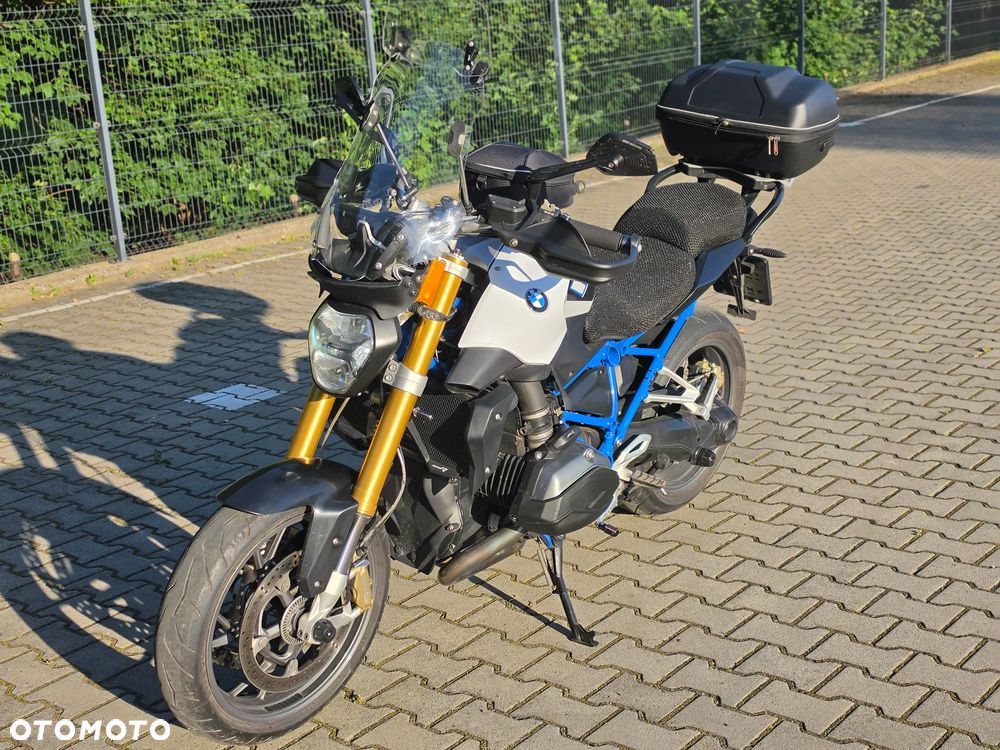BMW R - 2