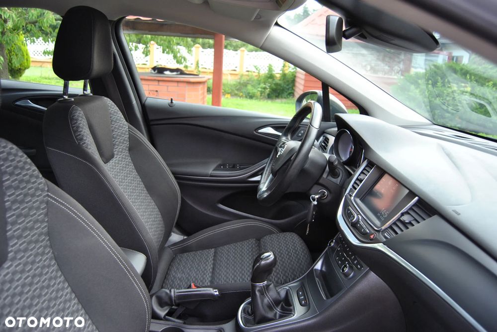 Opel Astra - 24