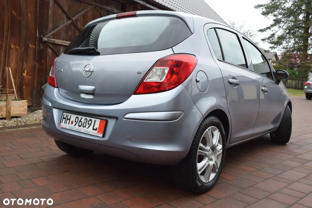 Opel Corsa 1.2 16V Navi - 17
