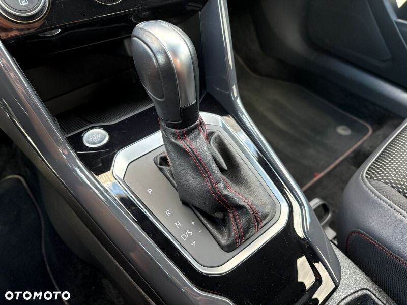 Volkswagen T-Roc 1.5 TSI Style DSG - 23