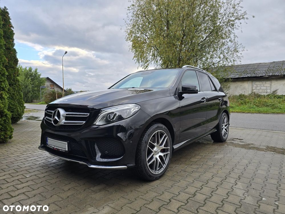 Mercedes-Benz GLE 350 d 4-Matic - 12