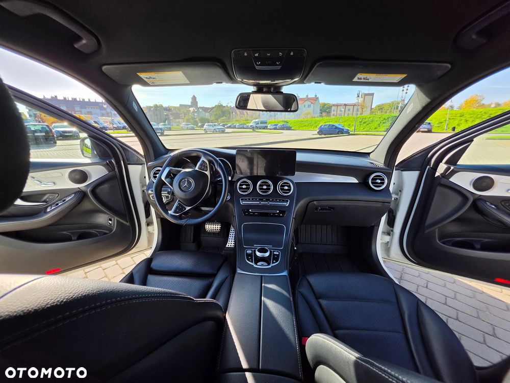 Mercedes-Benz GLC - 10