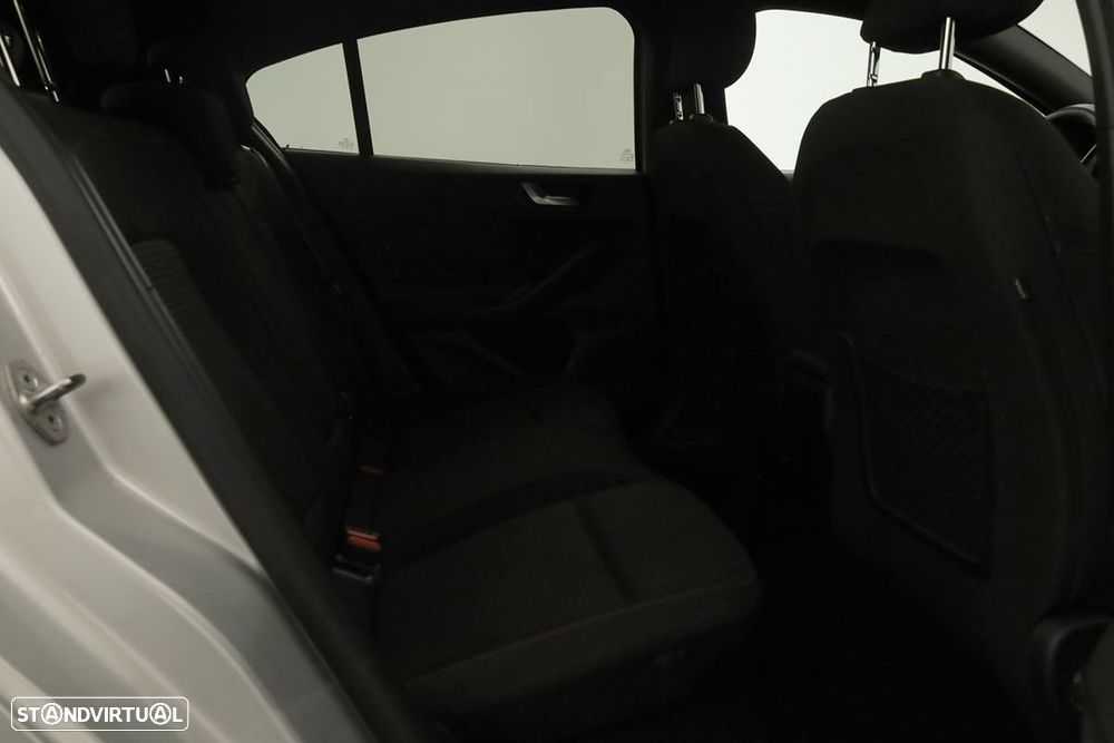 Ford Focus 1.0 EcoBoost MHEV ST-Line X - 20