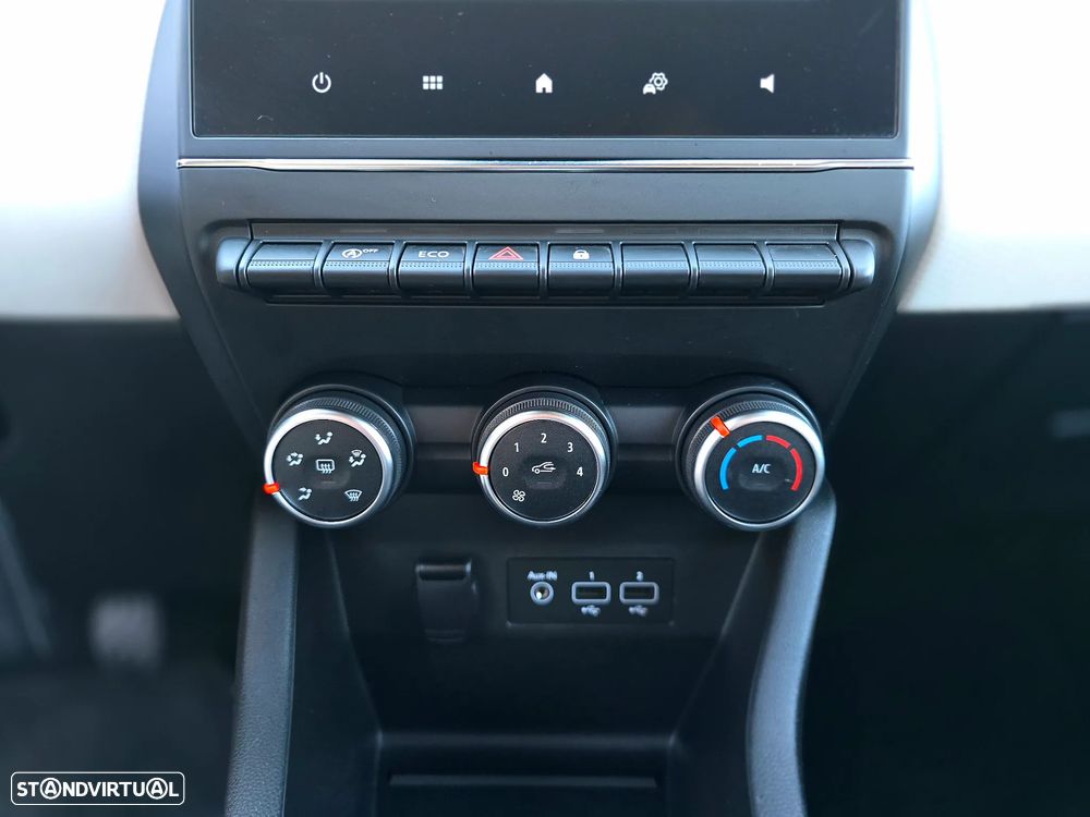 Renault Clio 1.0 TCe Techno - 19