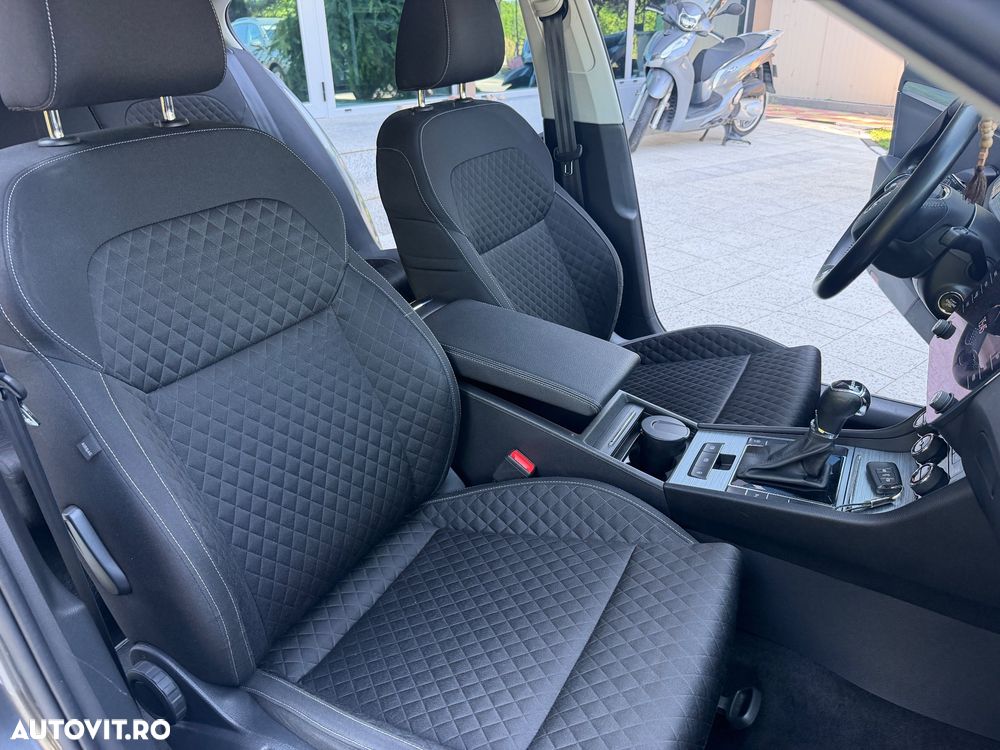Skoda Superb 2.0 TDI DSG Ambition - 25