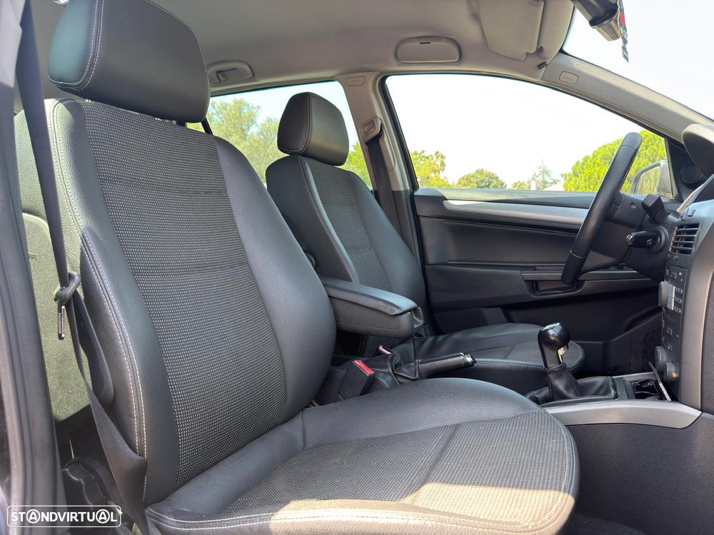 Opel Astra 1.7 CDTi Cosmo - 12