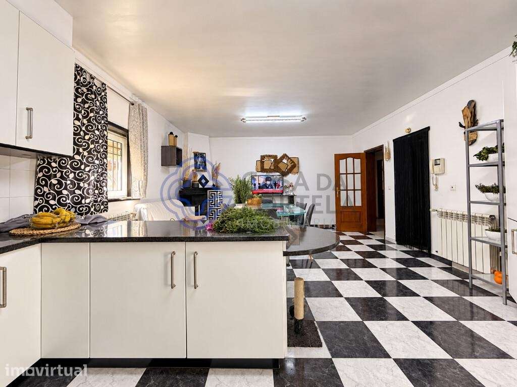 Moradia T4 Isolada com Piscina, Jardim e Terreno de 2.621 m2 | Ossela, - Grande imagem: 5/39