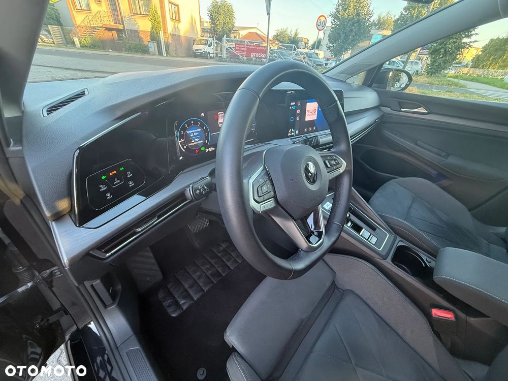 Volkswagen Golf 1.5 eTSI EVO Style DSG - 35