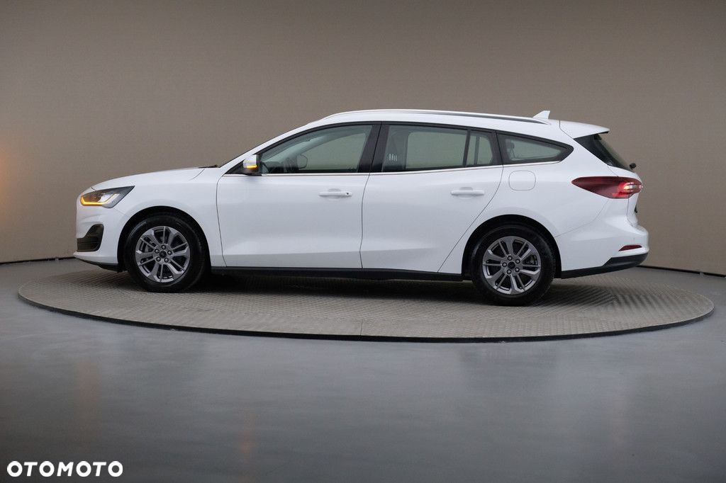 Ford Focus 1.0 EcoBoost Titanium - 4