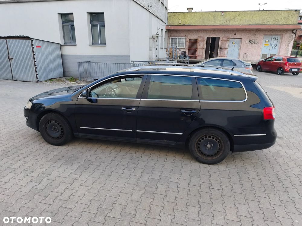 Volkswagen Passat 2.0 TDI DSG Highline - 17