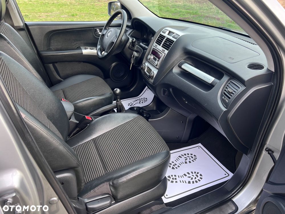 Kia Sportage 2.0 4WD Champ - 29