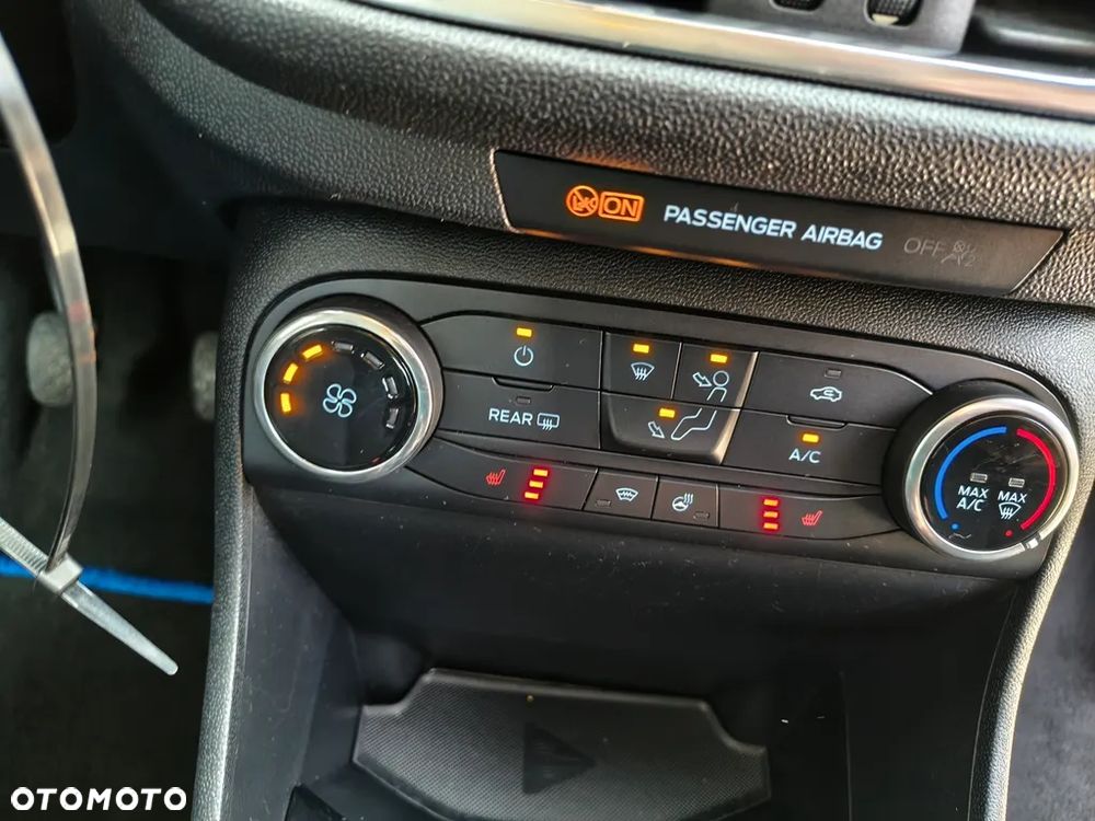 Ford Fiesta 1.1 S&S TREND - 25
