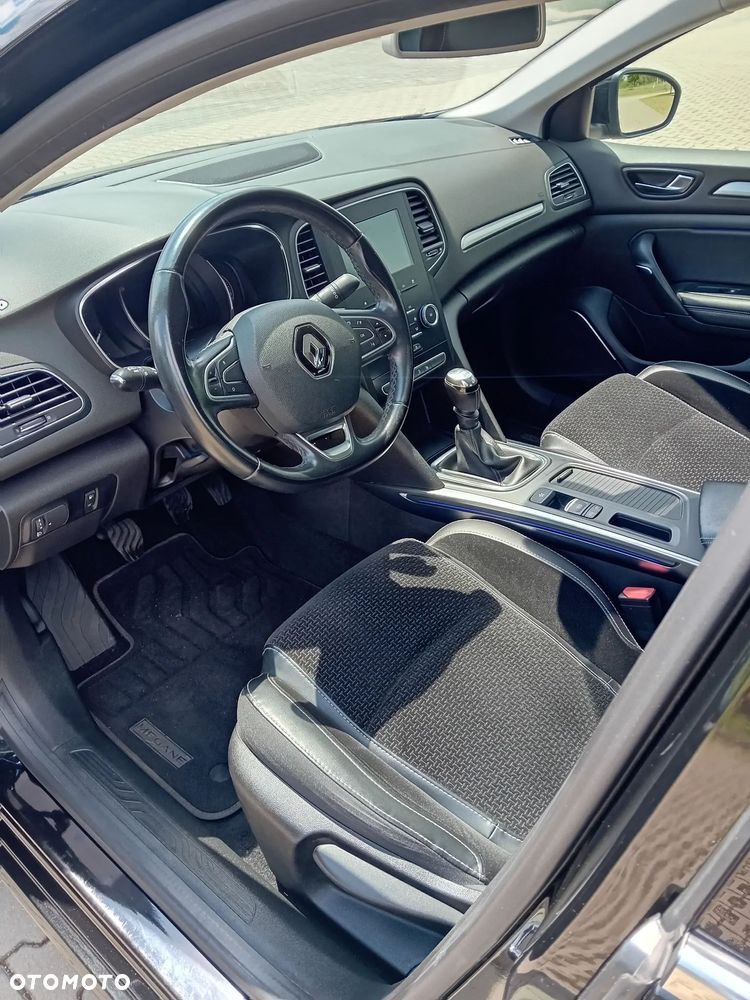 Renault Megane 1.5 dCi Intens - 23