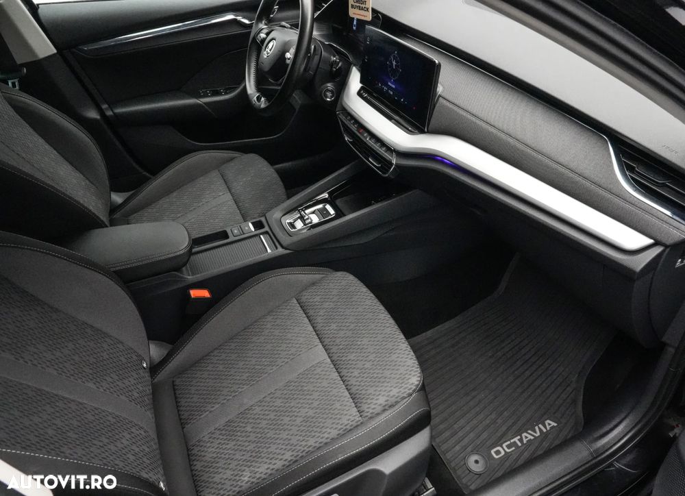 Skoda Octavia 2.0 TDI DSG 4X4 Style - 12