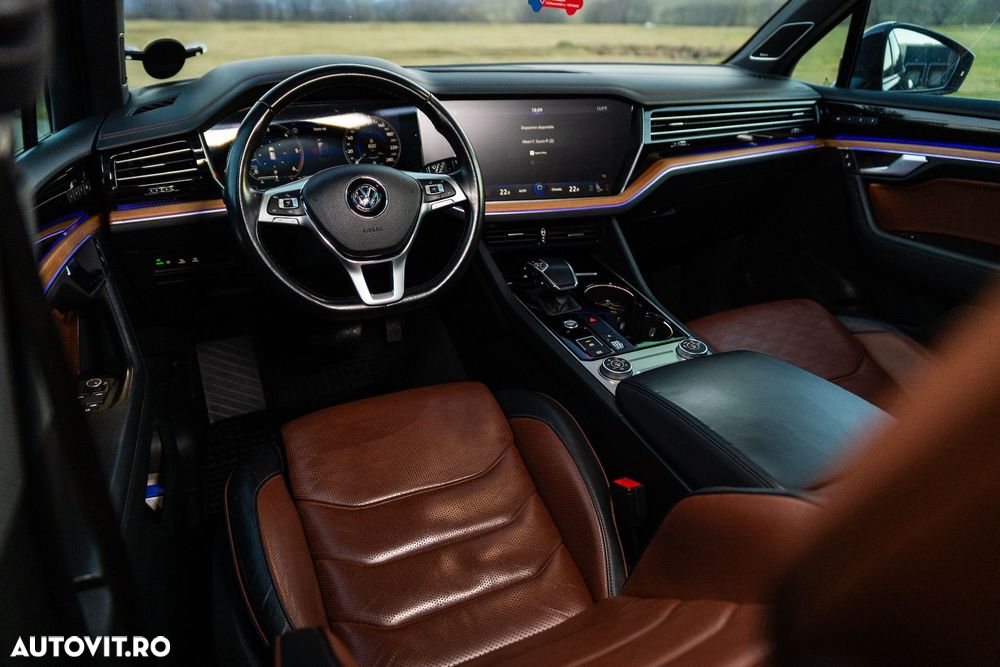 Volkswagen Touareg - 14