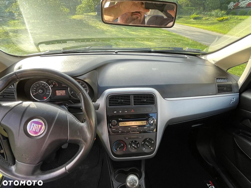 Fiat Punto - 22