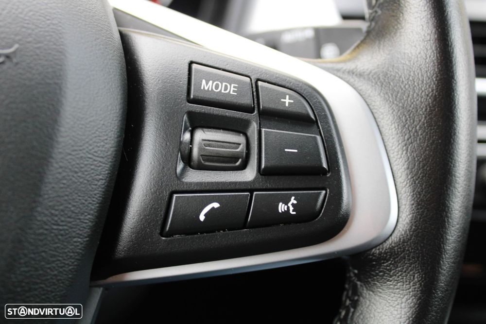 BMW 218 Gran Tourer d 7L Line Luxury - 33