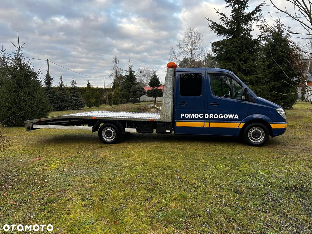Mercedes-Benz Sprinter - 5