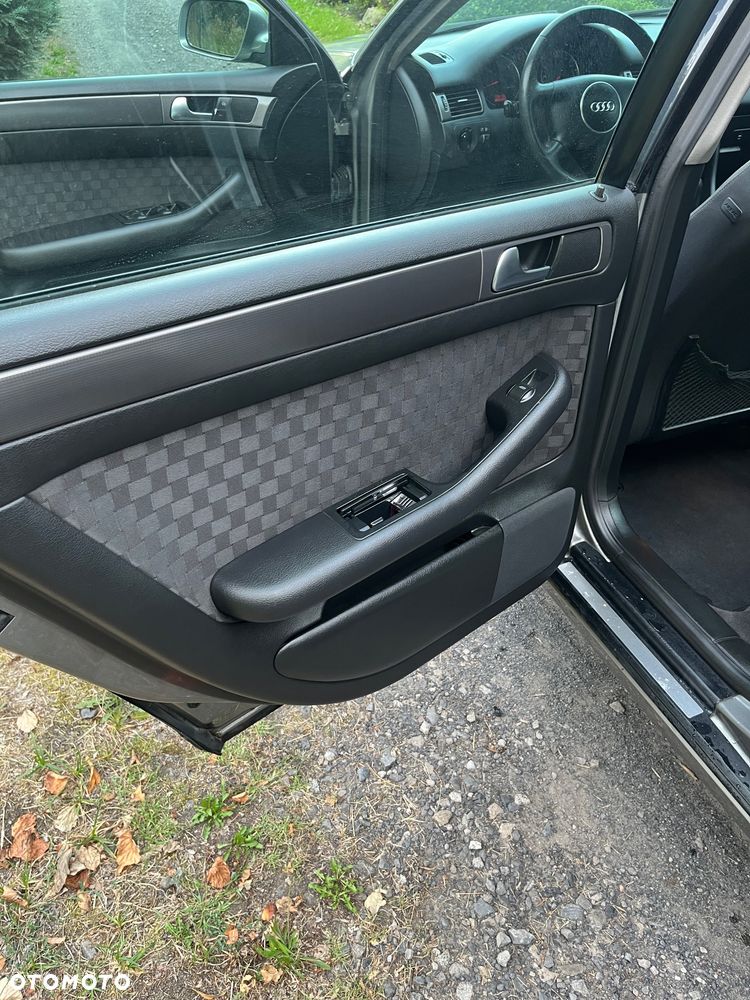 Audi A6 Avant 2.5 TDI Multitronic - 29