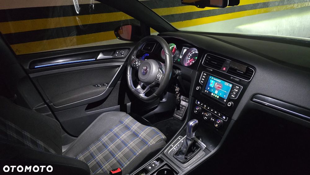 Volkswagen Golf 1.4 GTE Plug-In-Hybrid DSG - 25